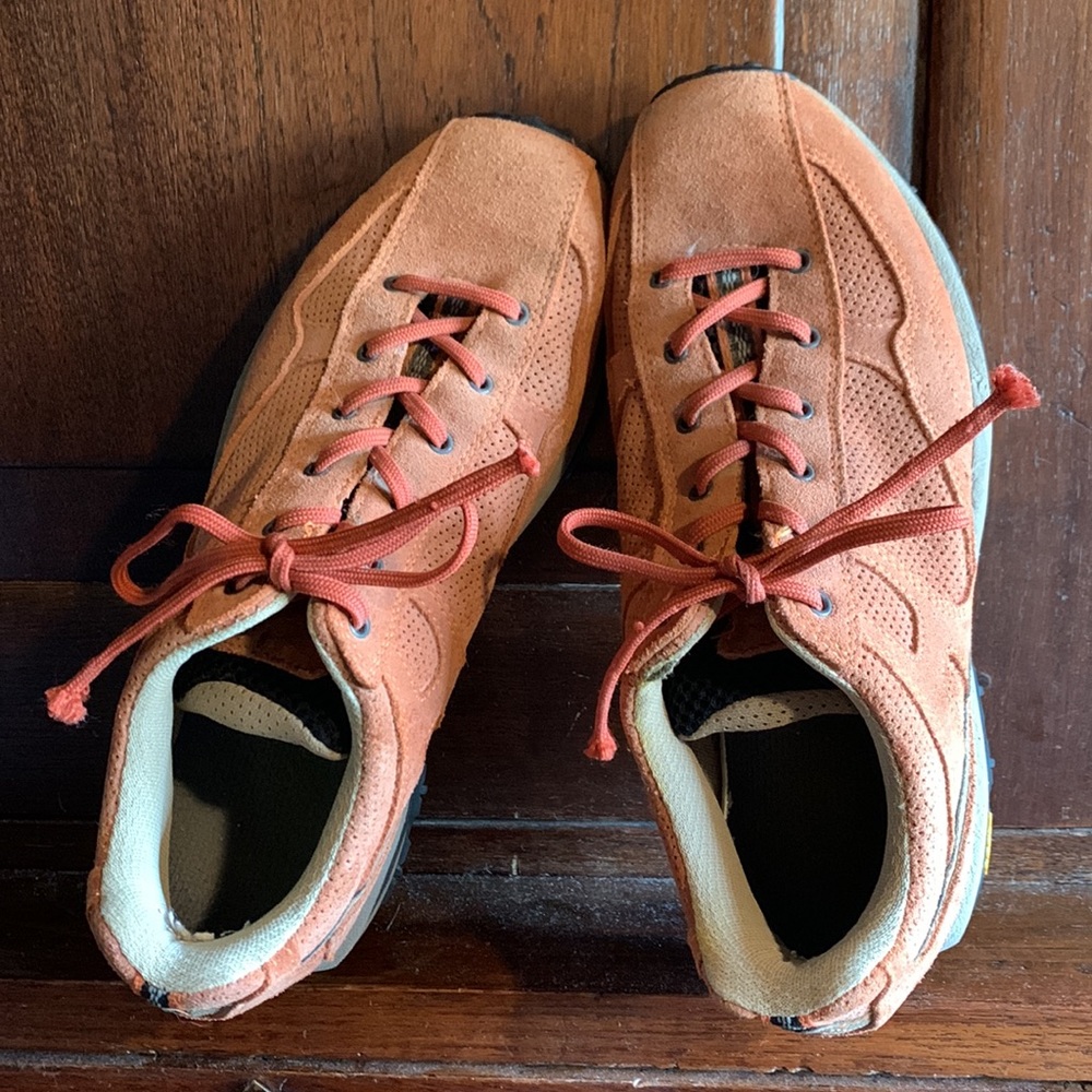 Like New! Asolo Asobrake hiking shoe size 7.5
